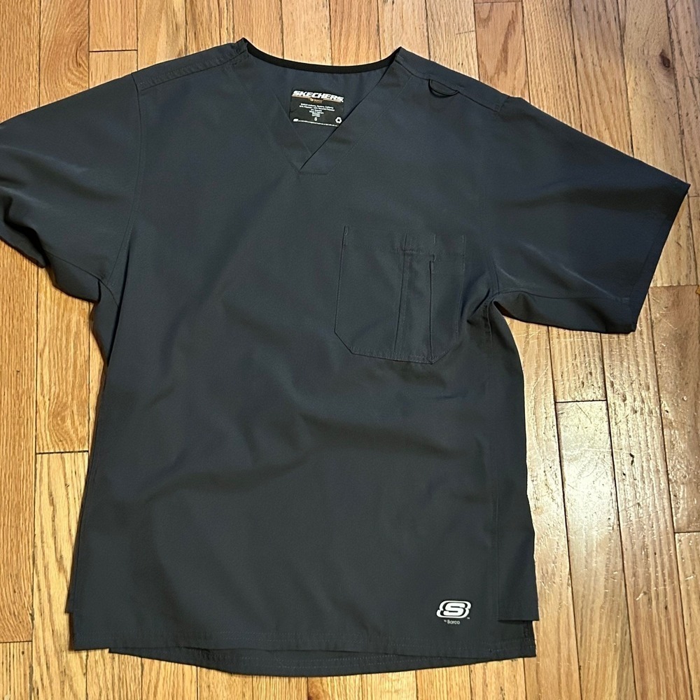Skechers Gray Scrub Top Size Small T42-11